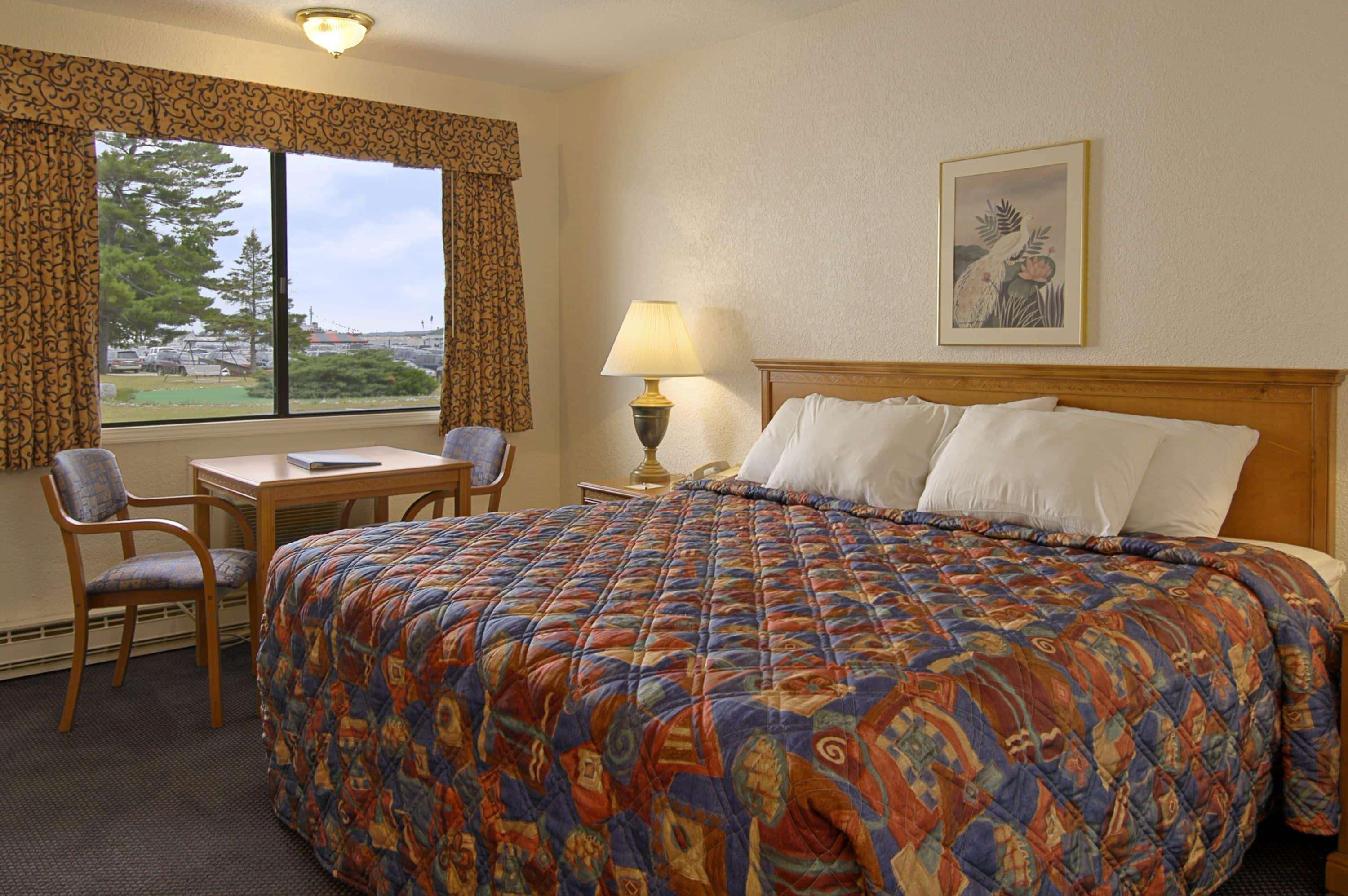 Days Inn By Wyndham Mackinaw City - Lakeview Exterior foto